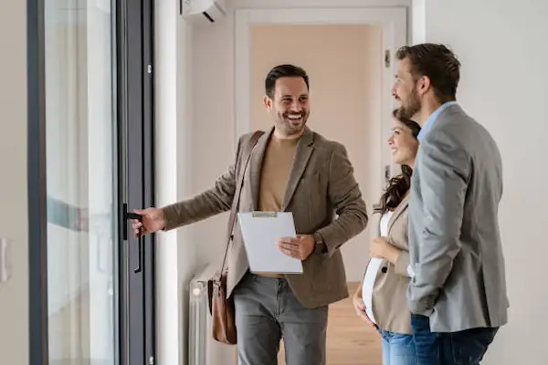 Real Estate Broker