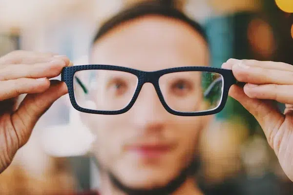 Famous Entrepreneurs Who Got LASIK Eye Surgery eyewear for image continuity