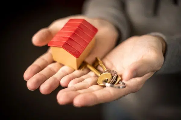 Delayed Key Delivery