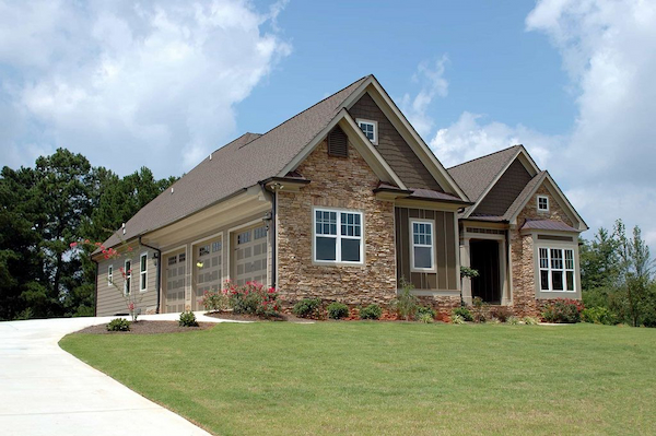 Pros and Cons of Investing in Manufactured Homes Factors to Consider Before Investing