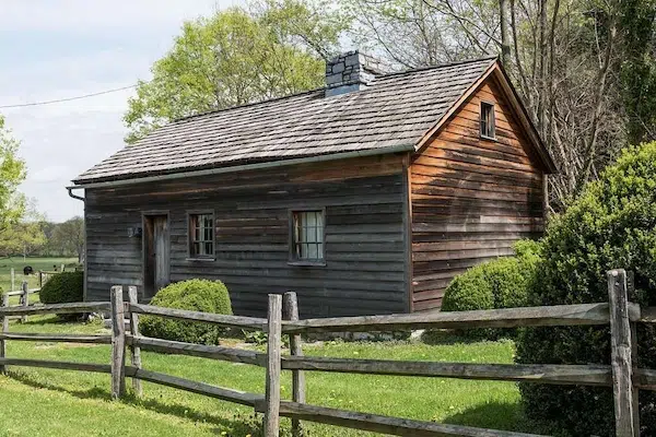 The Ultimate Guide: How to Buy a Second Home without Selling the First Finding the Perfect Second Home