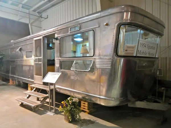 Guide to Buying a Used Manufactured Home Negotiating