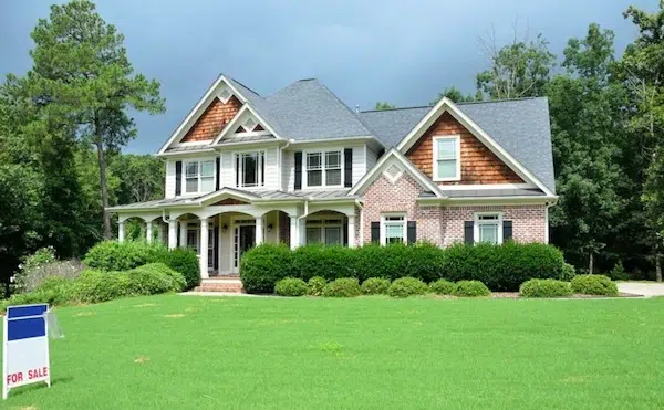 How to Buy a Home from a Family Member Seeking Professional Guidance