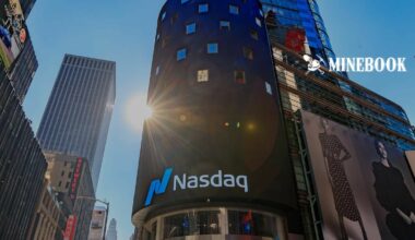 Closing Bell At Nasdaq Marketsite